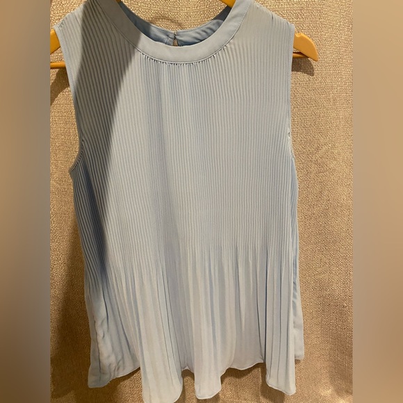 Adrianna Papell Pleated Sleeveless Tank Top - Picture 5 of 5